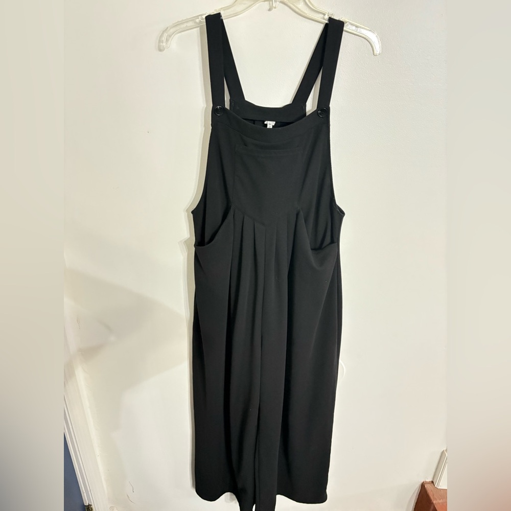 Halara Black Adjustable Strap Button Multiple Poc… - image 3